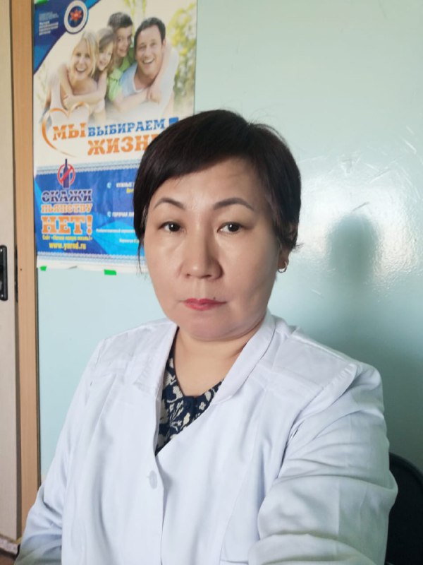 Нарколог предупредила о последствиях курения кальяна