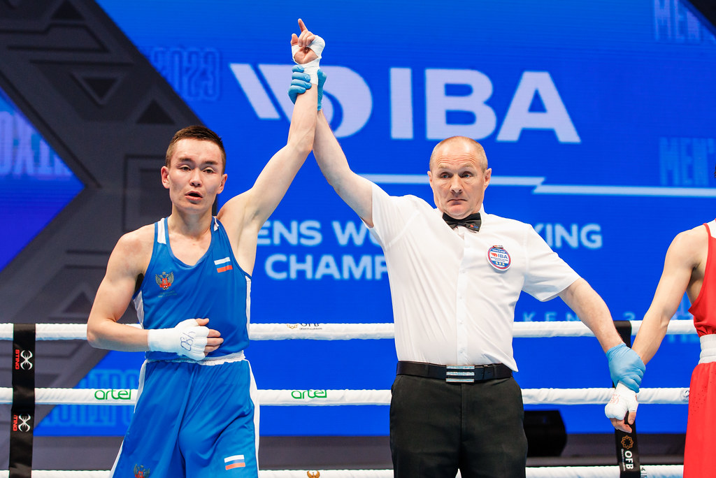 Василий Егоров проведет второй бой на чемпионате мира в Ташкенте