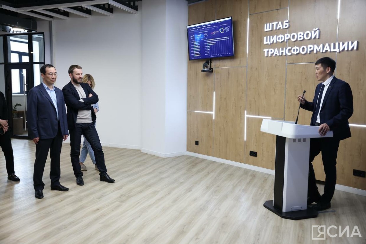 Максим Орешкин не комментирует посещение IT-парка. Вместо него это делает министр инноваций Якутии