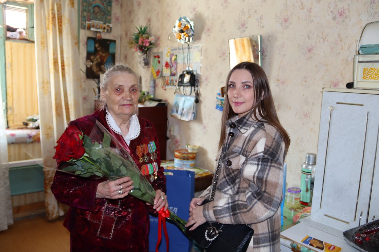 Коллектив «Якутугля» поздравил ветеранов Великой Отечественной войны