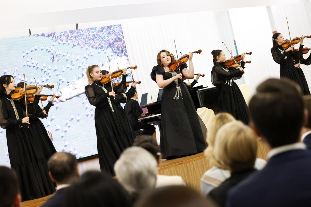 Максим Орешкин сравнил выступления в Высшей школе музыки Якутии с концертом в Большом театре