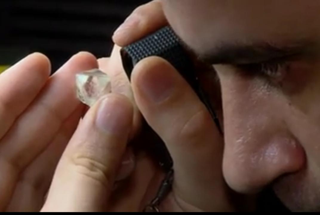 На работу в АЛРОСА. Как сегодняшнему студенту устроиться в ведущую алмазную компанию мира