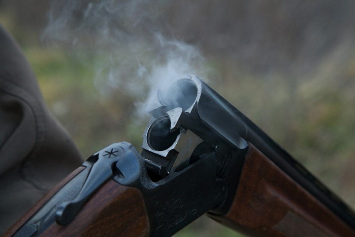 Выстрелы в Нижнем Бестяхе Якутии: пьяный тренер разозлился, что ему не продали алкоголь, и достал ружье