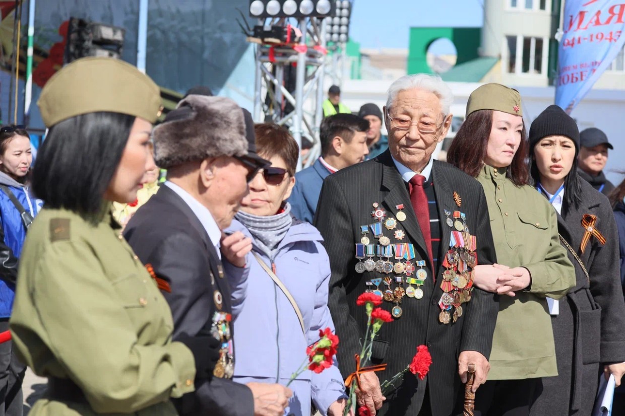 Фоторепортаж с площади Победы в Якутске