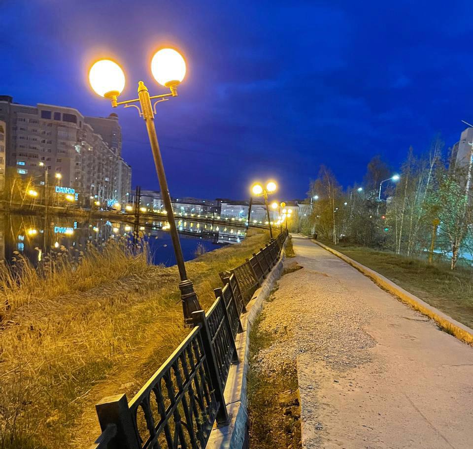 Прокуратура обратила внимание на падающий забор в Якутске