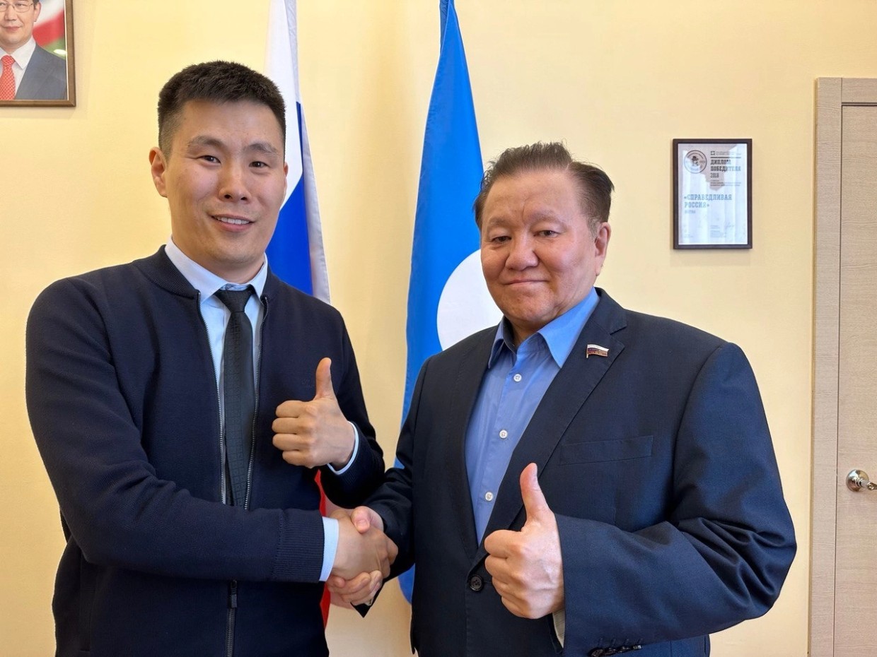 Федот Тумусов планировал выдвинуть кандидатуру гендиректора «Розтора» на пост Ил Дархана