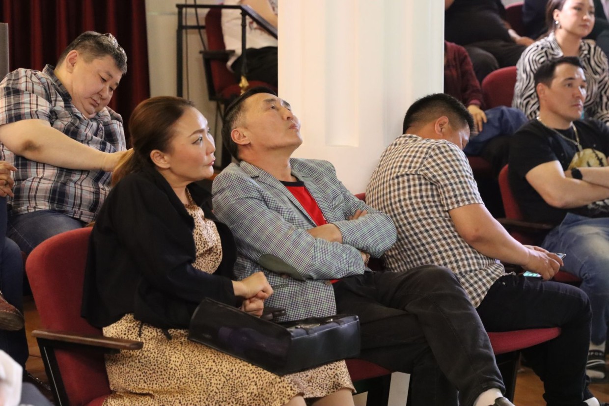 Минкультуры Якутии: Большая часть коллектива Театра эстрады поддержала Татьяну Чаранскую