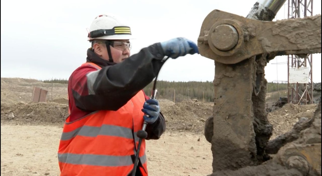 «Учись и работай»: студенты совмещают учёбу с работой в АЛРОСА