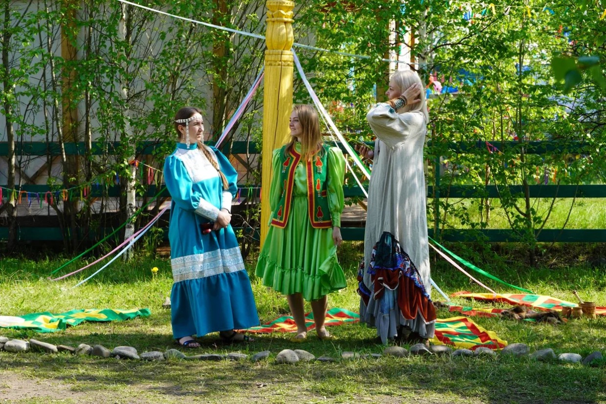 Компания «Эльгауголь» отметила День России и Ысыах