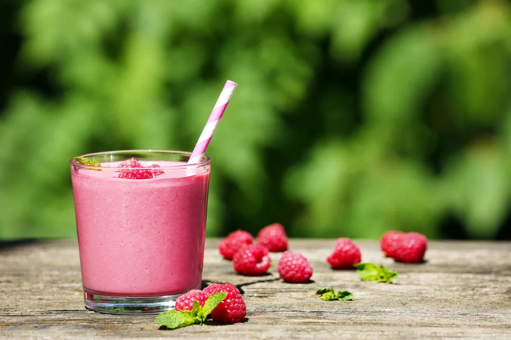 «Стекло в смузи оказалось чем-то другим»: Якутский блогер из Твиттера извинилась за удар по репутации ресторана