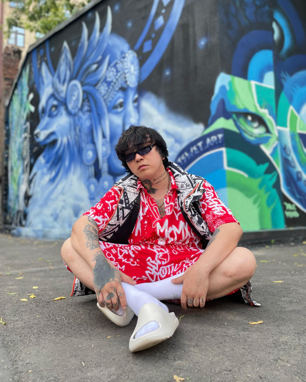 Якутский певец Китжа сочиняет песню к сериалу о вахтовиках