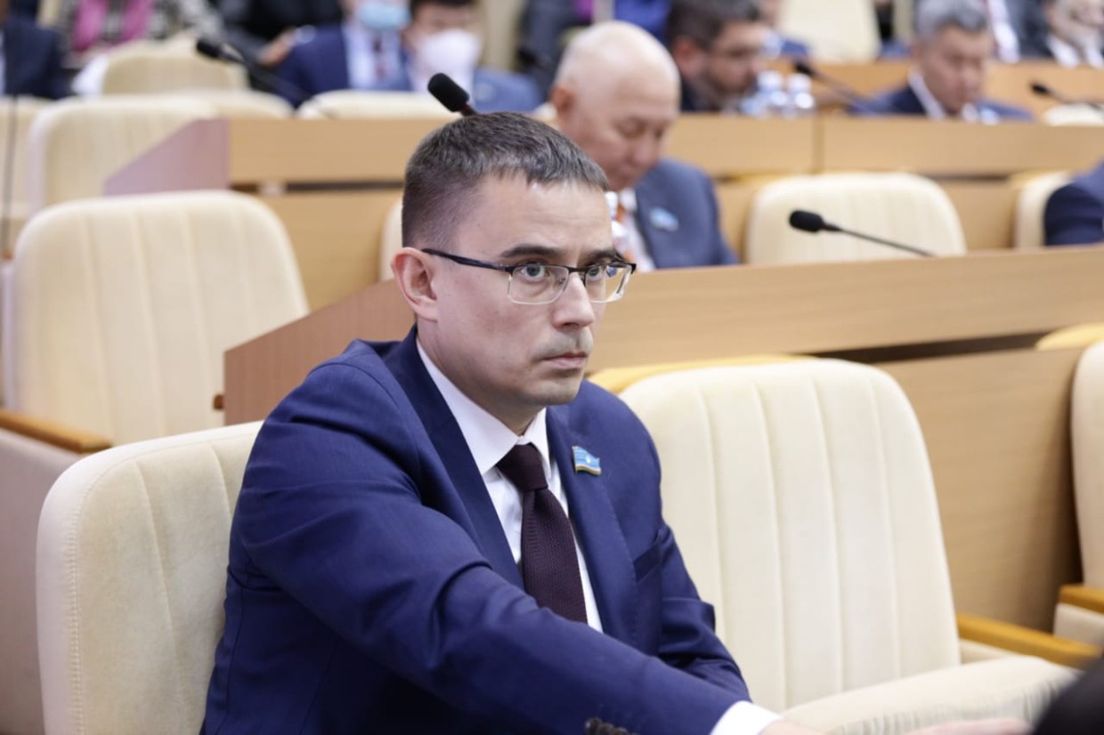 Справедливая Россия меняет закон о выборах Ил Дархана