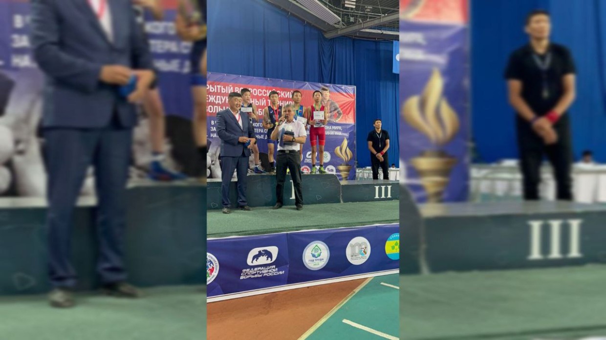В Якутске подведены итоги турнира по вольной борьбе в честь олимпийского чемпиона Павла Пинигина
