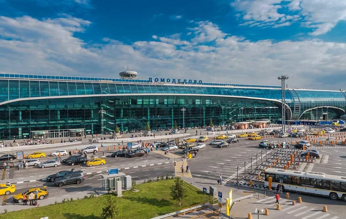 Все московские аэропорты приостановили прием и отправку самолетов