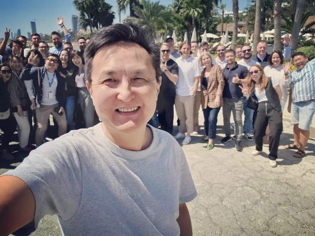 Арсен Томский про заикание: «Надеюсь своей историей показать мотивирующий пример для людей с речевыми расстройствами»