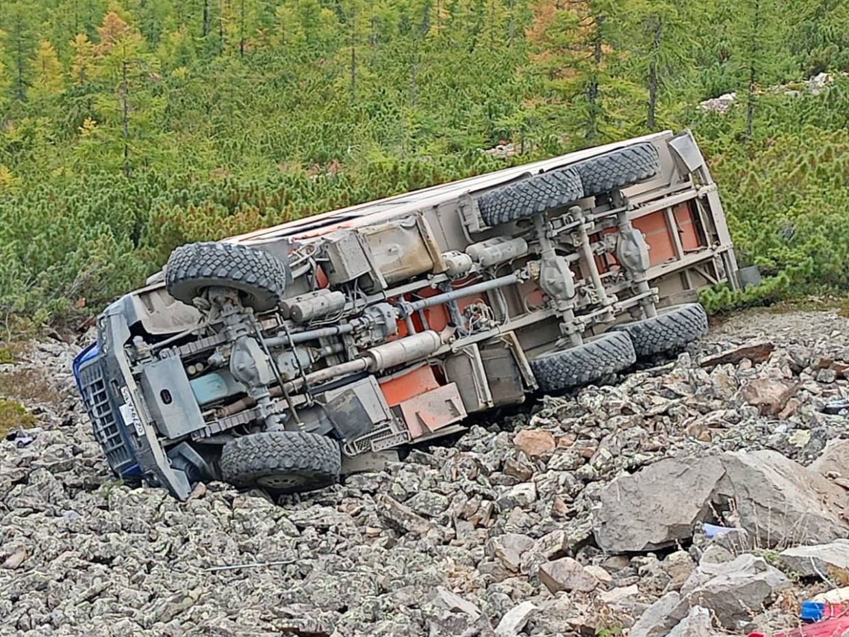 В Якутии погиб водитель вахтового автобуса