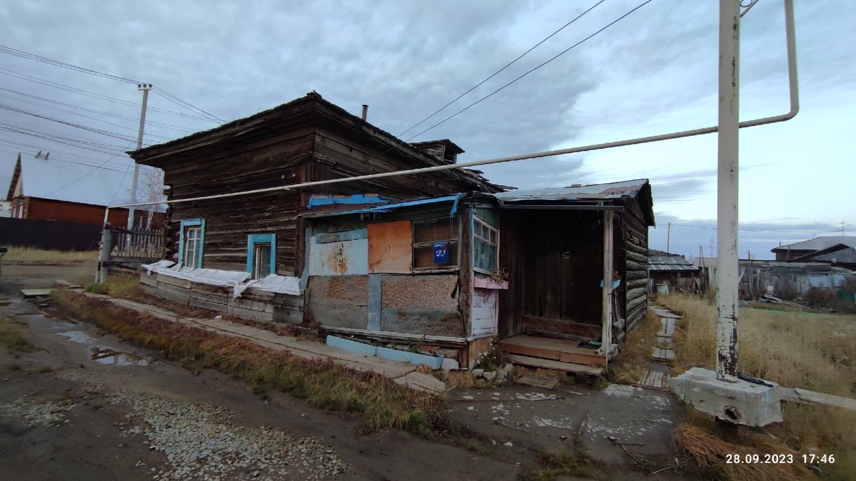 Жилой дом на Чепалова, признанный объектом культурного наследия, никто не  охраняет