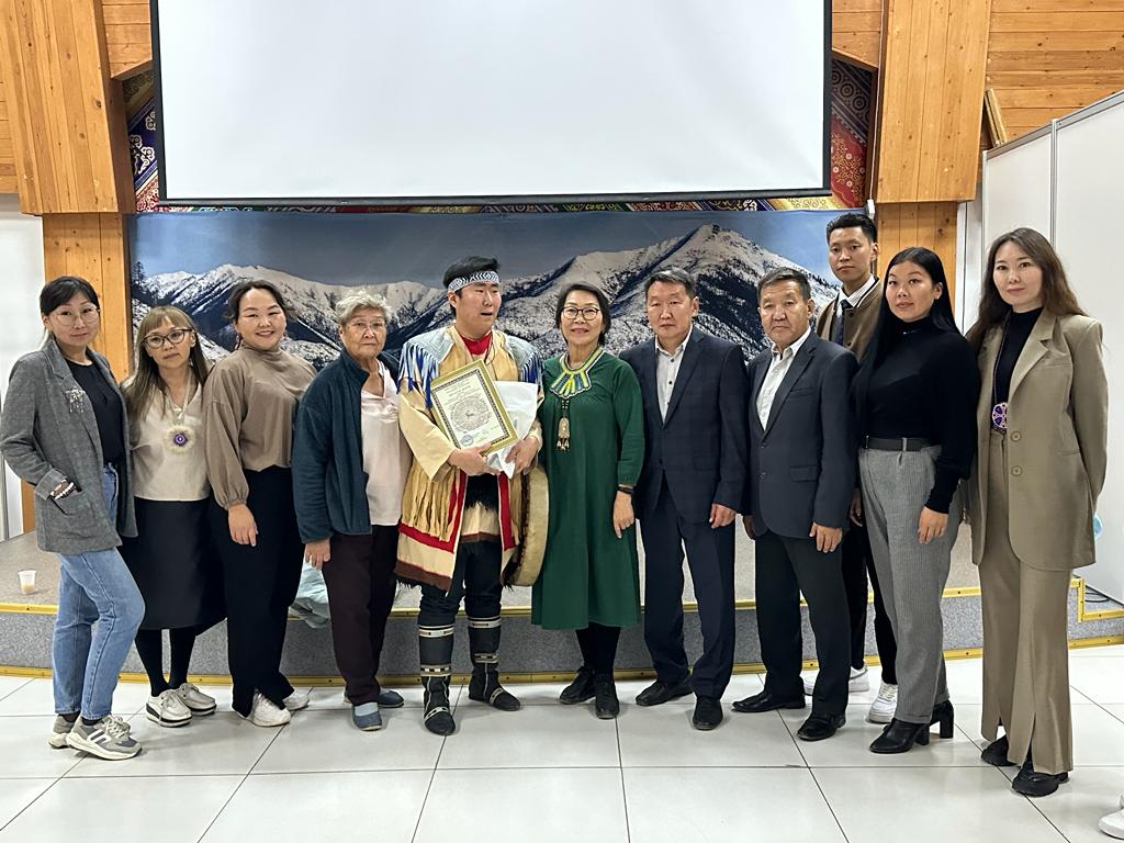 Гарпани Солинга представил клип "Хэдьэ" и рассказал о его создании