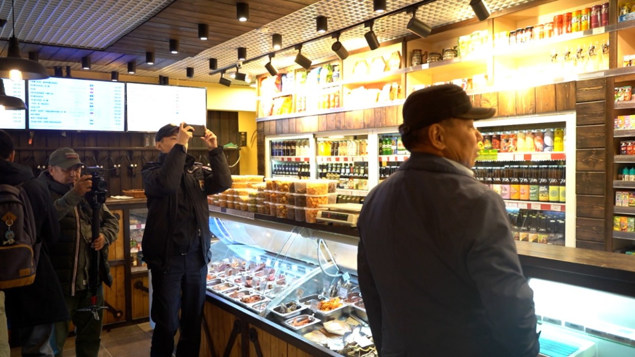 В мэрии заявили, что Якутске ведут деятельность 56 "лже-кафе". За них возьмется полиция