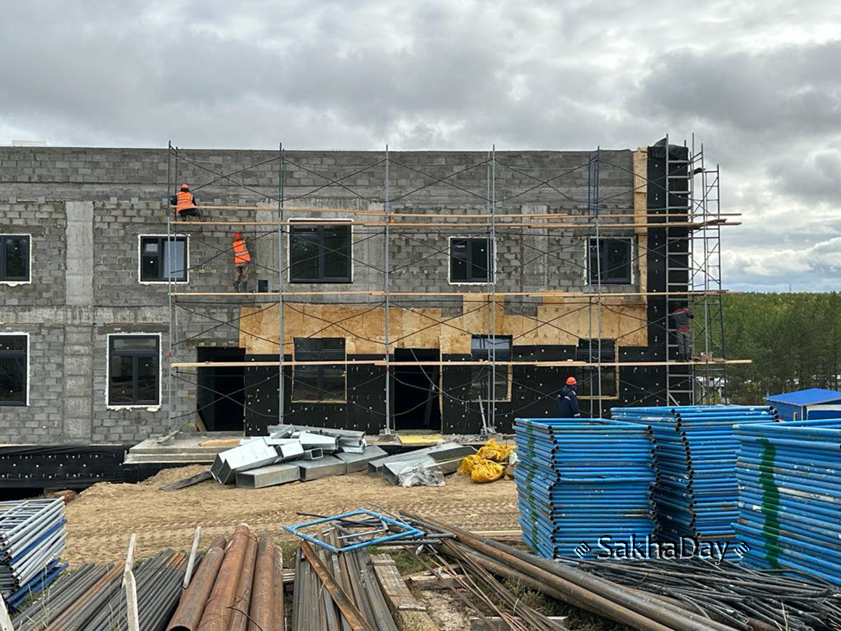 Строительство «Полярной звезды» в Якутске затягивается из-за нехватки рабочей силы