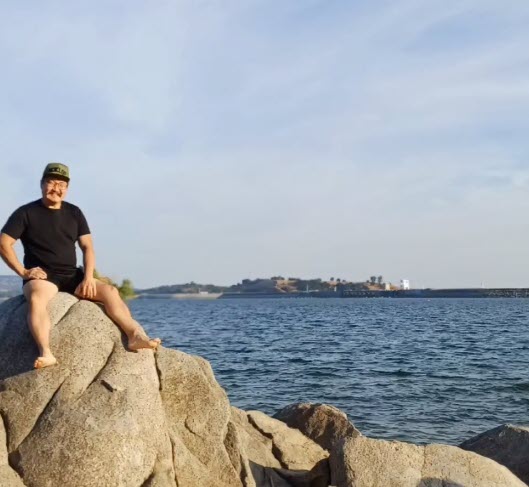 Экс-мэр Вилюйска Нюргустан Афанасьев, обнаружившийся в Америке, находится в розыске