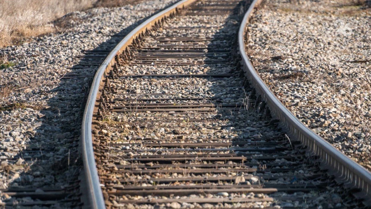 Обстоятельства схода в грузовом поезде расследуются