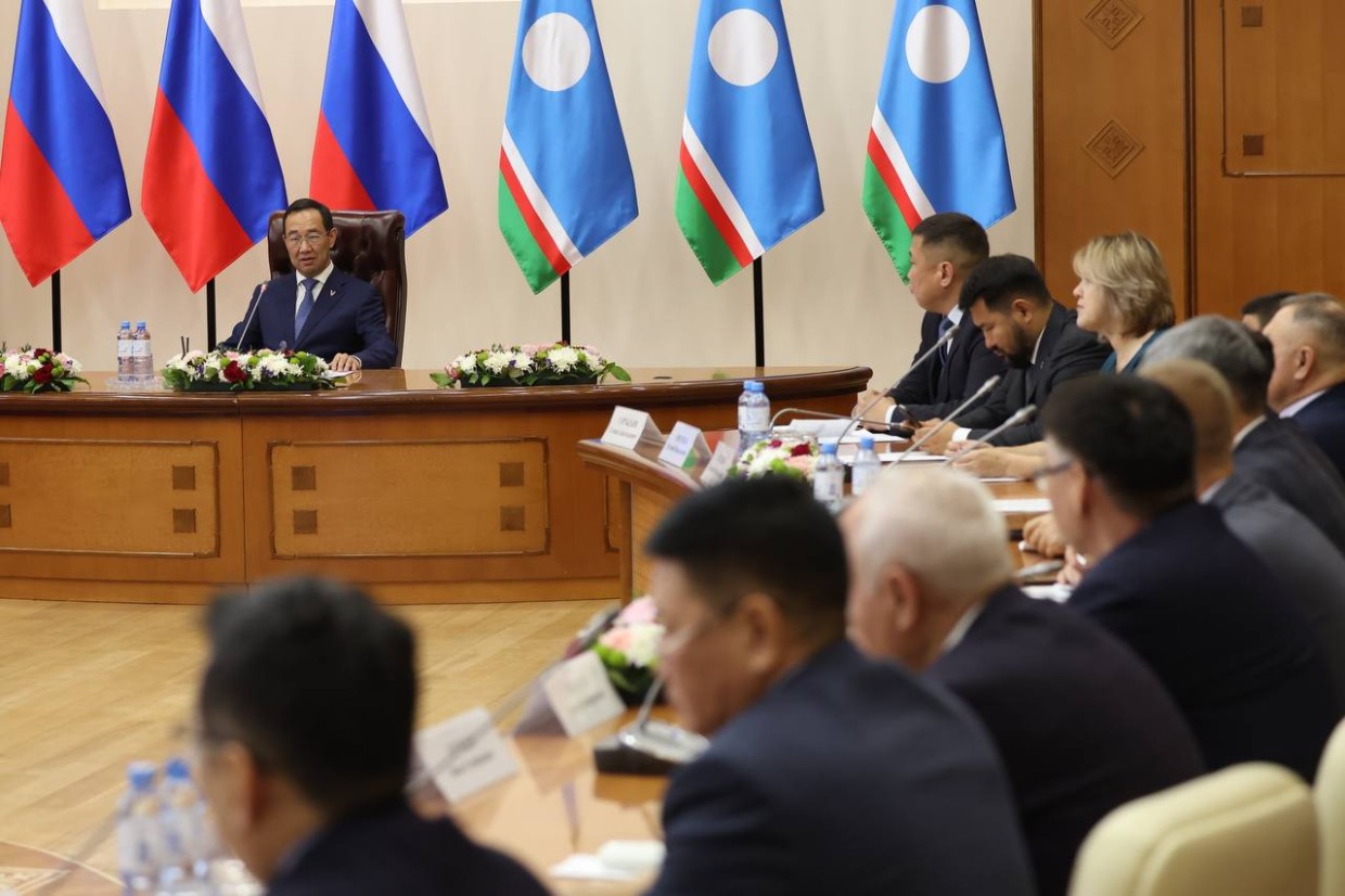 В улусах будут созданы проектные офисы по борьбе с бедностью в Якутии