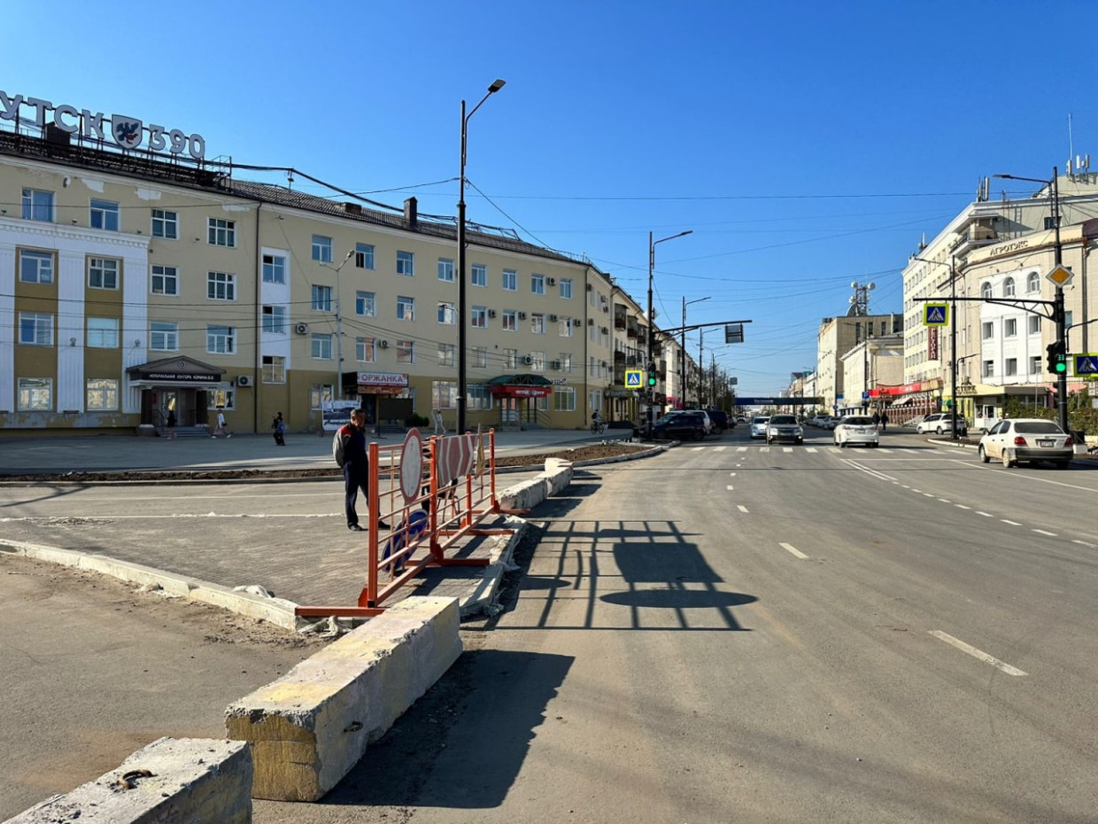 Якутяне напомнили, что 1 сентября не было выполнено поручение Айсена Николаева об открытии проспекта