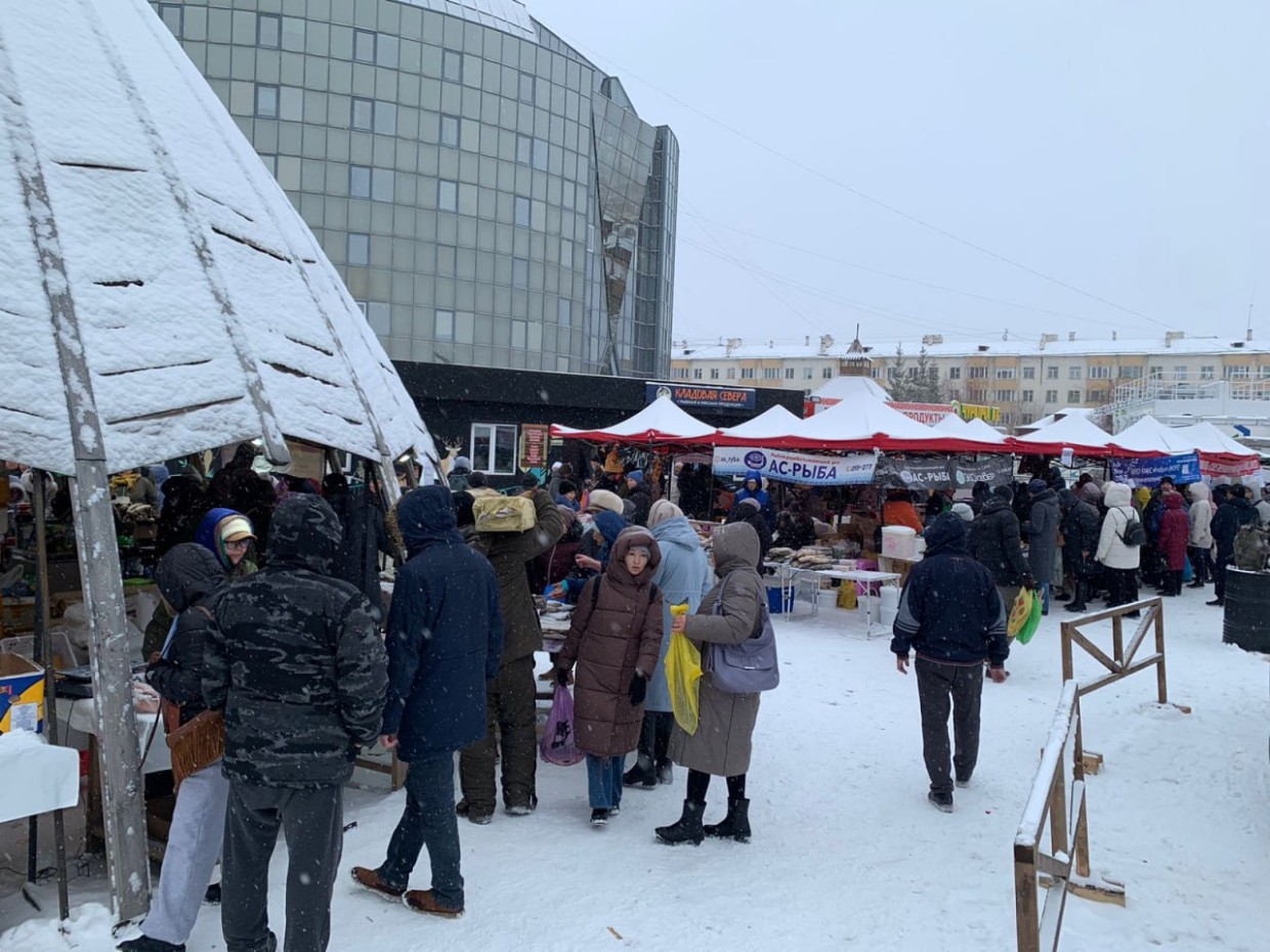 Восемь миллионов рублей заработали за два дня рыболовецкие предприятия в Якутске