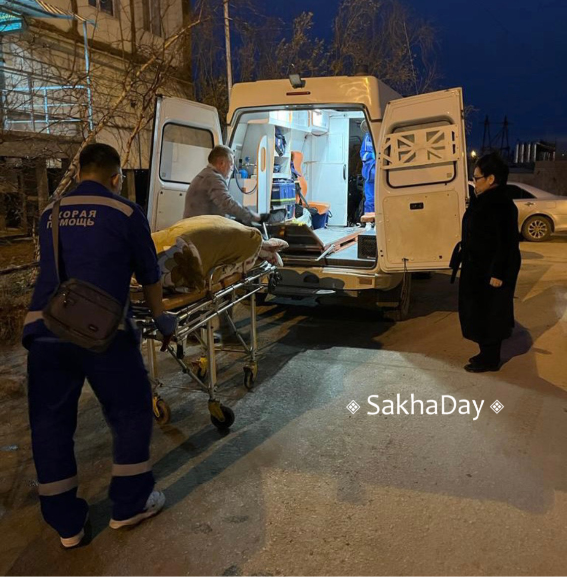 В Якутске мужчину, кричавшего о помощи, госпитализировали