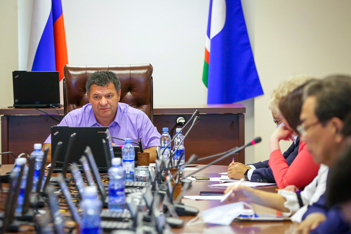 Отставной премьер Якутии Андрей Тарасенко попрощался с якутянами