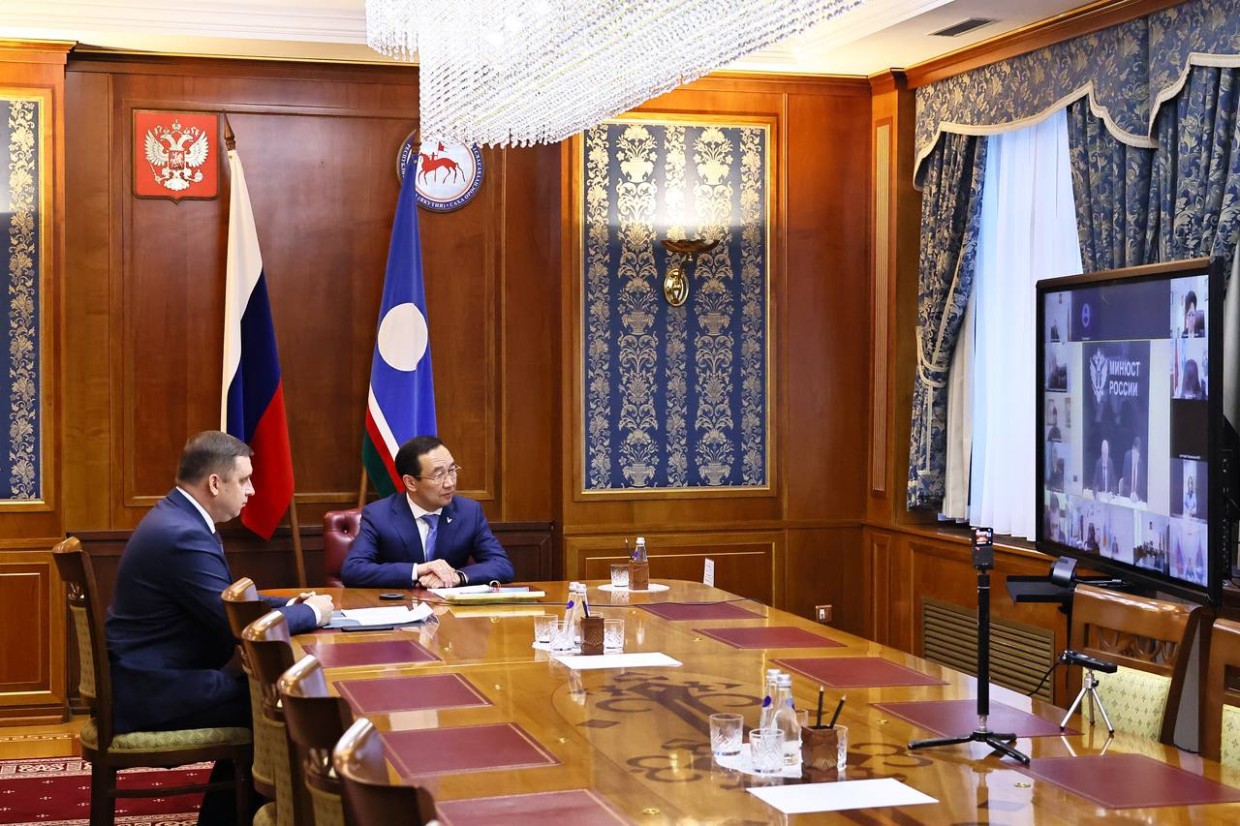 Нового начальника управления Министерства юстиции России по Якутии представили Айсену Николаеву