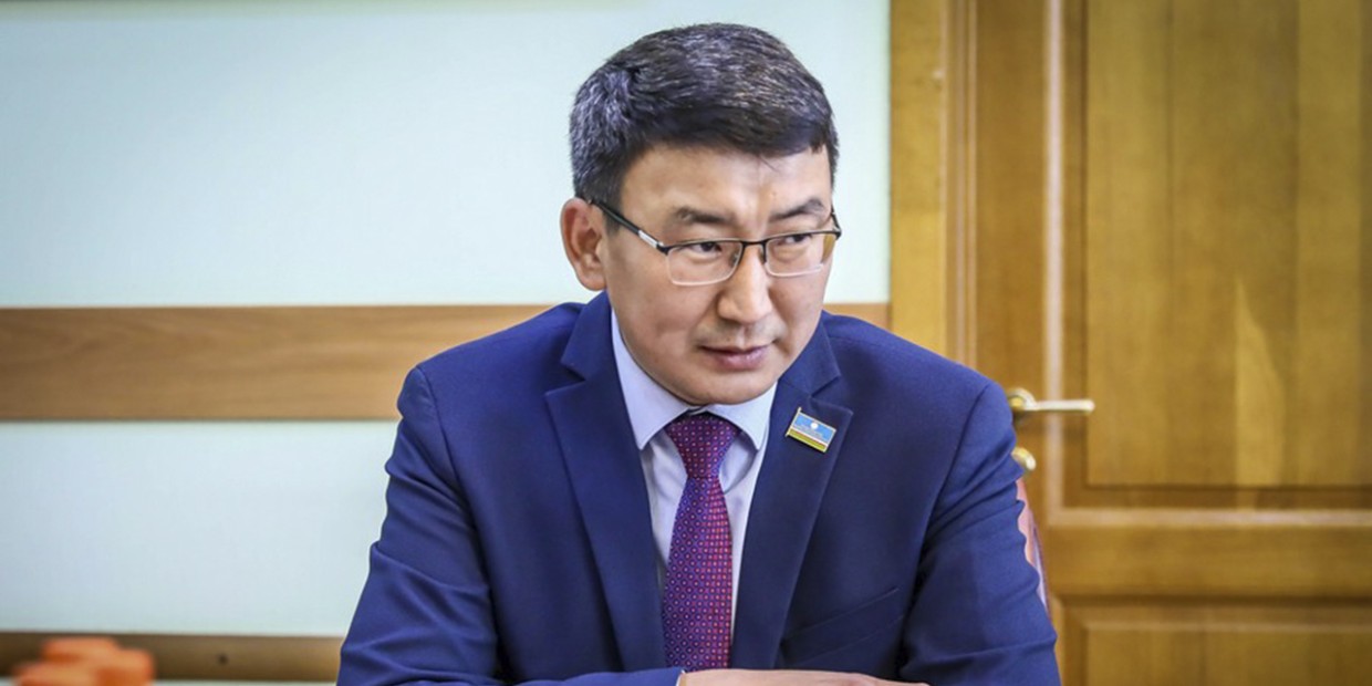 «Он не истерит!». Депутаты назвали важное качество при утверждении кандидатуры зампреда Якутии