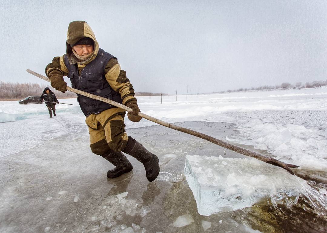 В Якутии предлагают участвовать в заготовке льда за 3 тысячи рублей