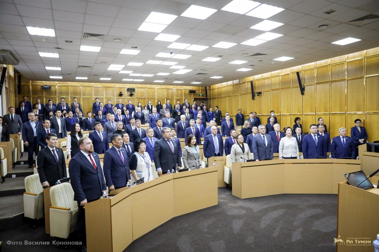 Якутские депутаты в Телеграме. У Виктора Губарева рекордное число подписчиков, но это, кажется, боты