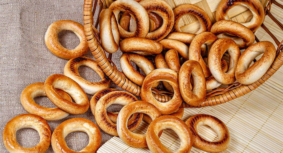 Почему баранки и сушки Якутского хлебокомбината выпекают в Кировской области?