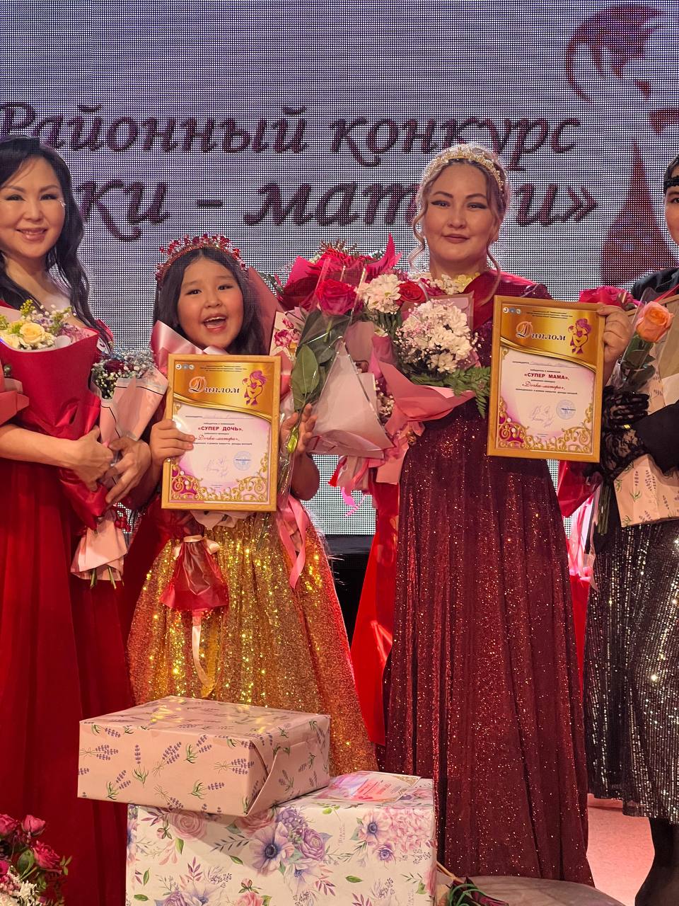 В Нюрбе выбрали лучших маму и дочку: «Мы с моей Камелией на одной волне»