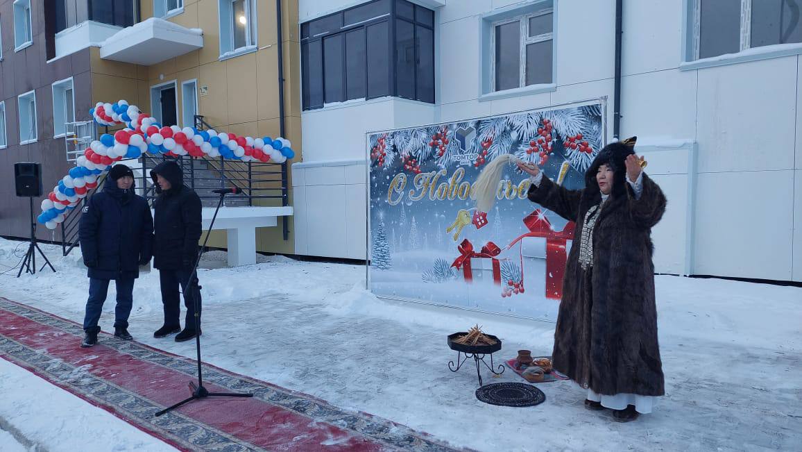 В Горном перед новогодними праздниками 181 человек получили ключи от новых квартир