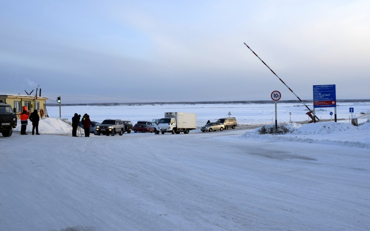 Ледовую переправу Якутск — Нижний Бестях могут открыть до конца декабря