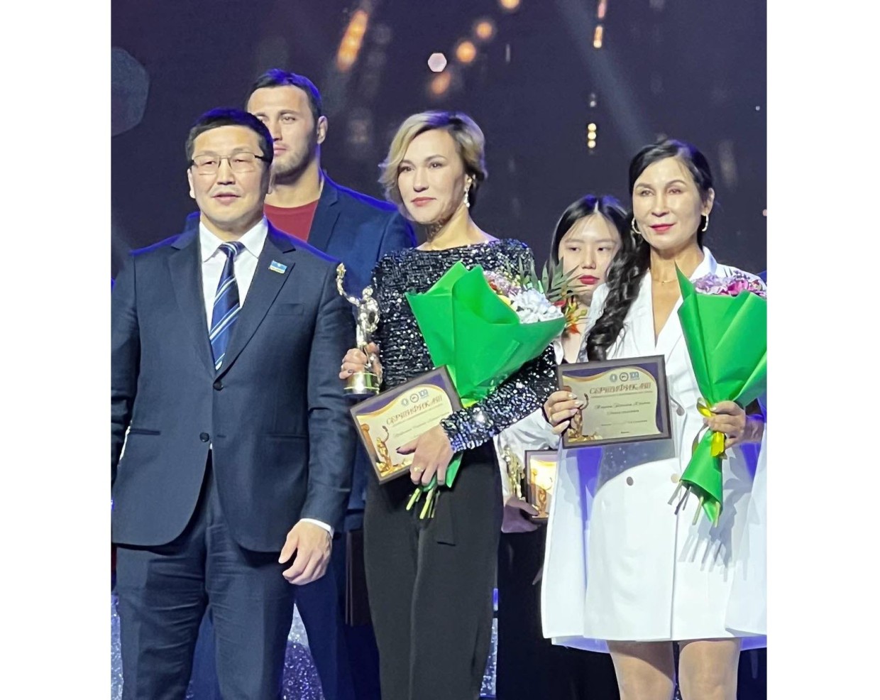 Признанная лучшей спортсменкой Якутии Сардана Трофимова пояснила, что у нее российский паспорт