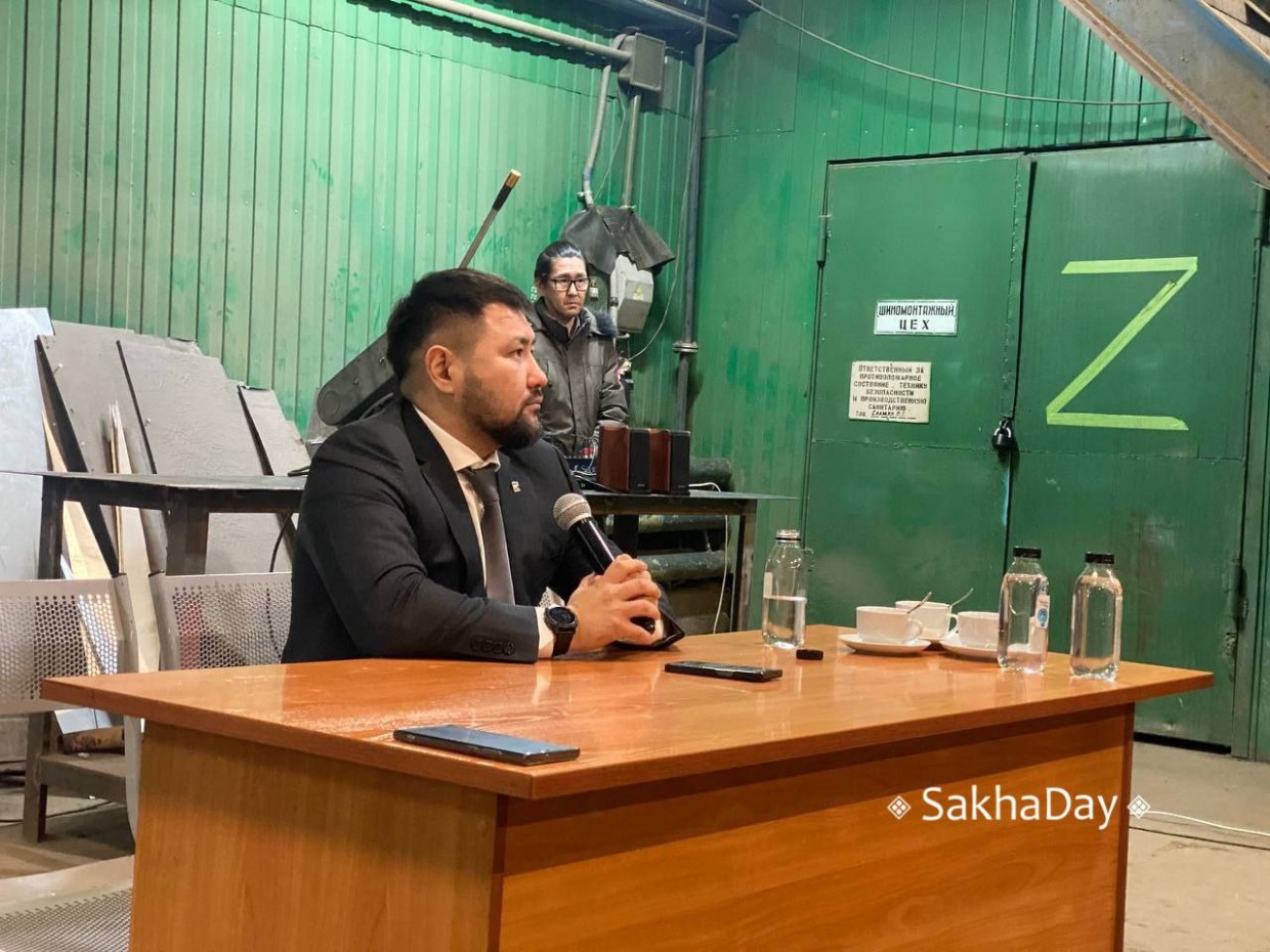 Мэр Якутска: "Политику нельзя отложить в сторону"