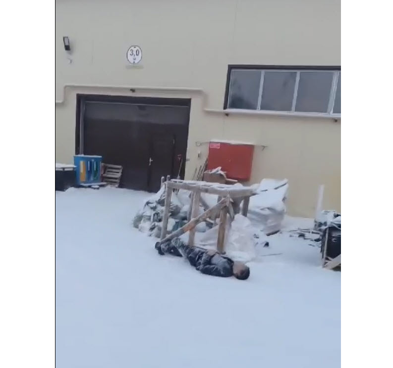 Источник: в районе обнаружения трупа в Якутске проходило несколько корпоративов