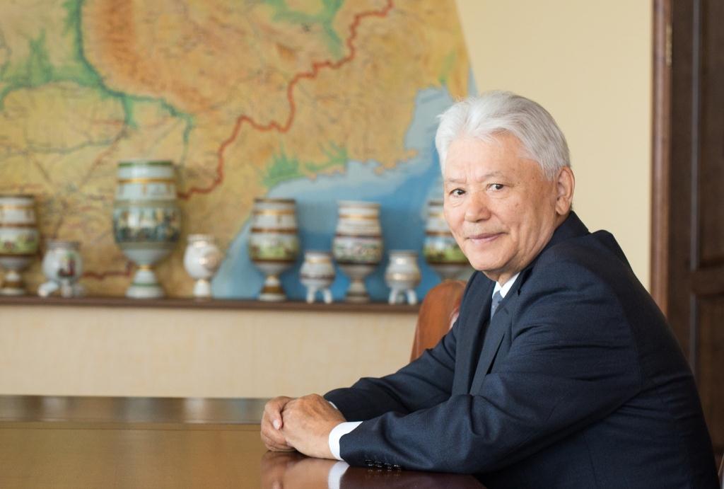 Что говорят жители Якутска о переименовании улицы в честь первого президента Якутии