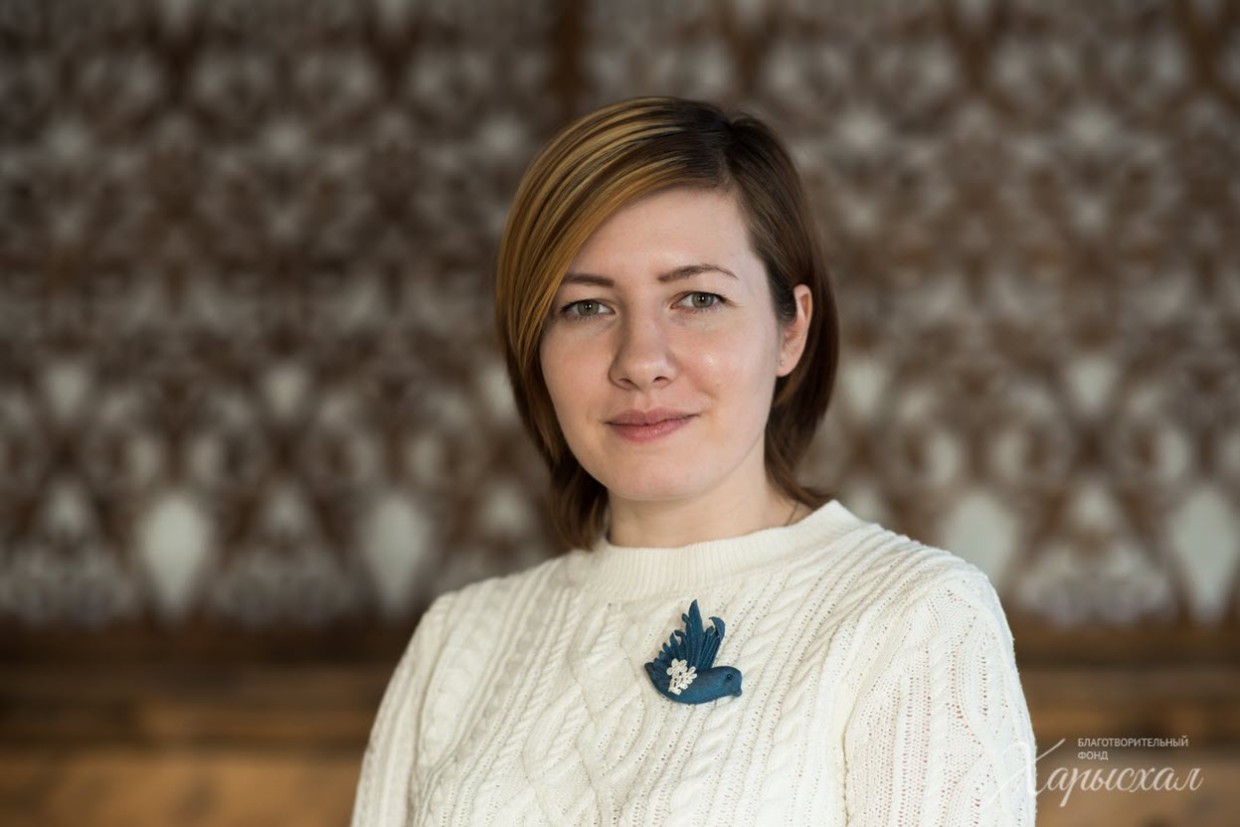 "Произошла ошибка!". Директор "Харысхал" Любовь Клюкина прокомментировала слова о "помощи" семье Оконешниковых