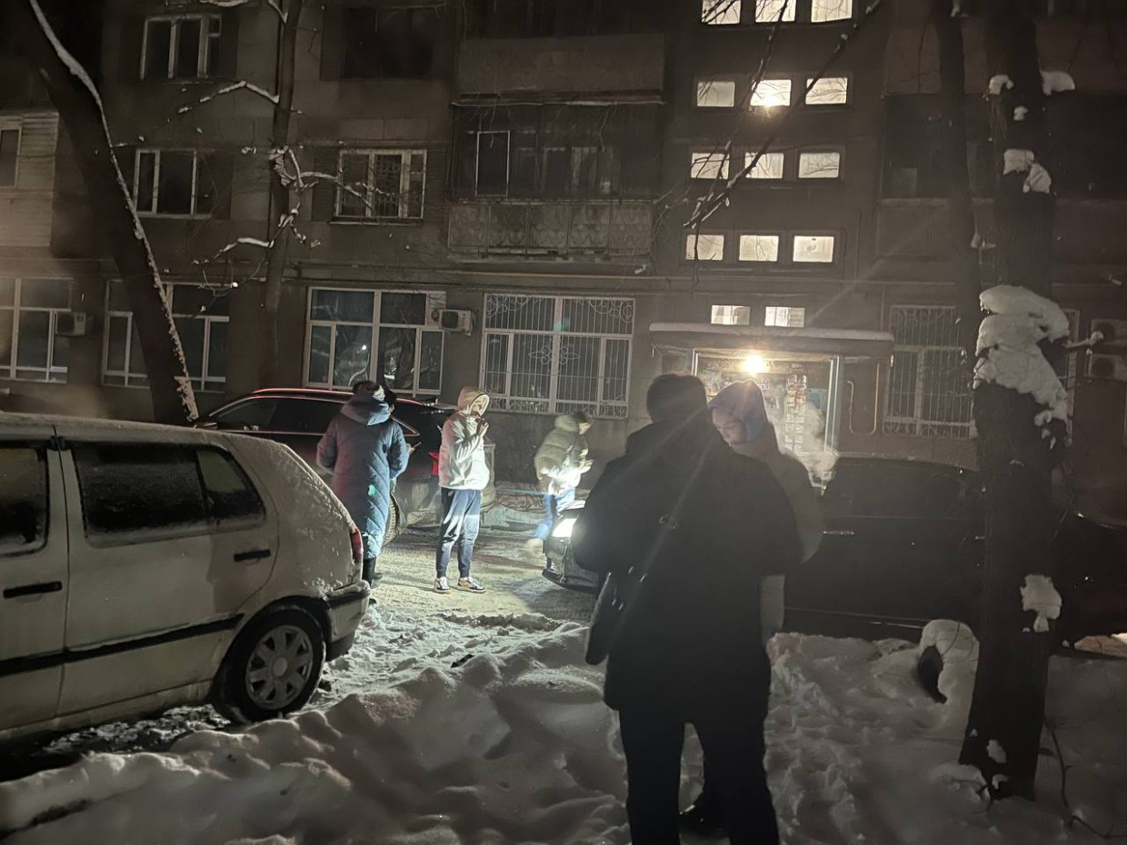 «Трясло жутко». Якутяне рассказали о землетрясении в Алматы