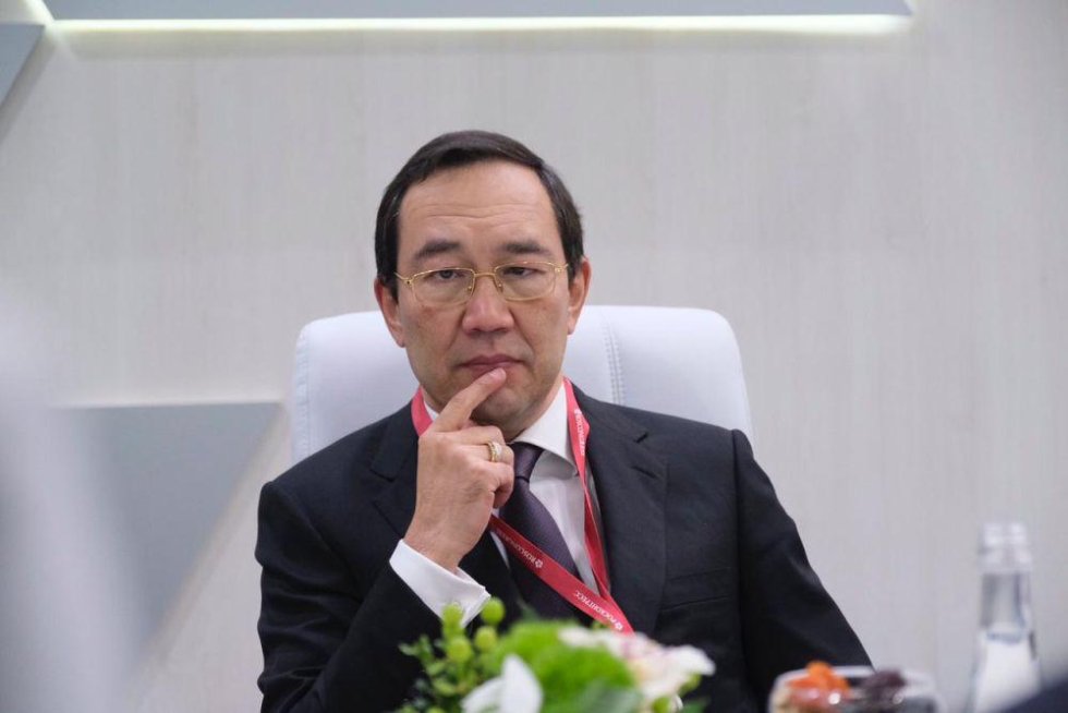 Глава Якутии Айсен Николаев принес соболезнования близким погибшего в результате конфликта и призвал не реагировать на незаконные призывы