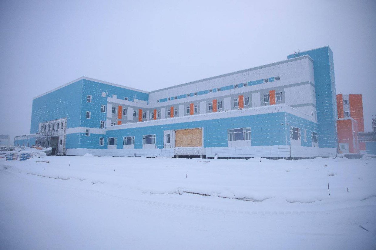 «Не сданный вовремя онкодиспансер очень сильно ослабляет вероятность визита Путина в Якутск»