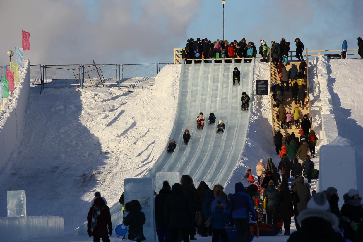 В Якутске ледовый парк в 202 микрорайоне поднял цены на входные билеты и прокат инвентаря