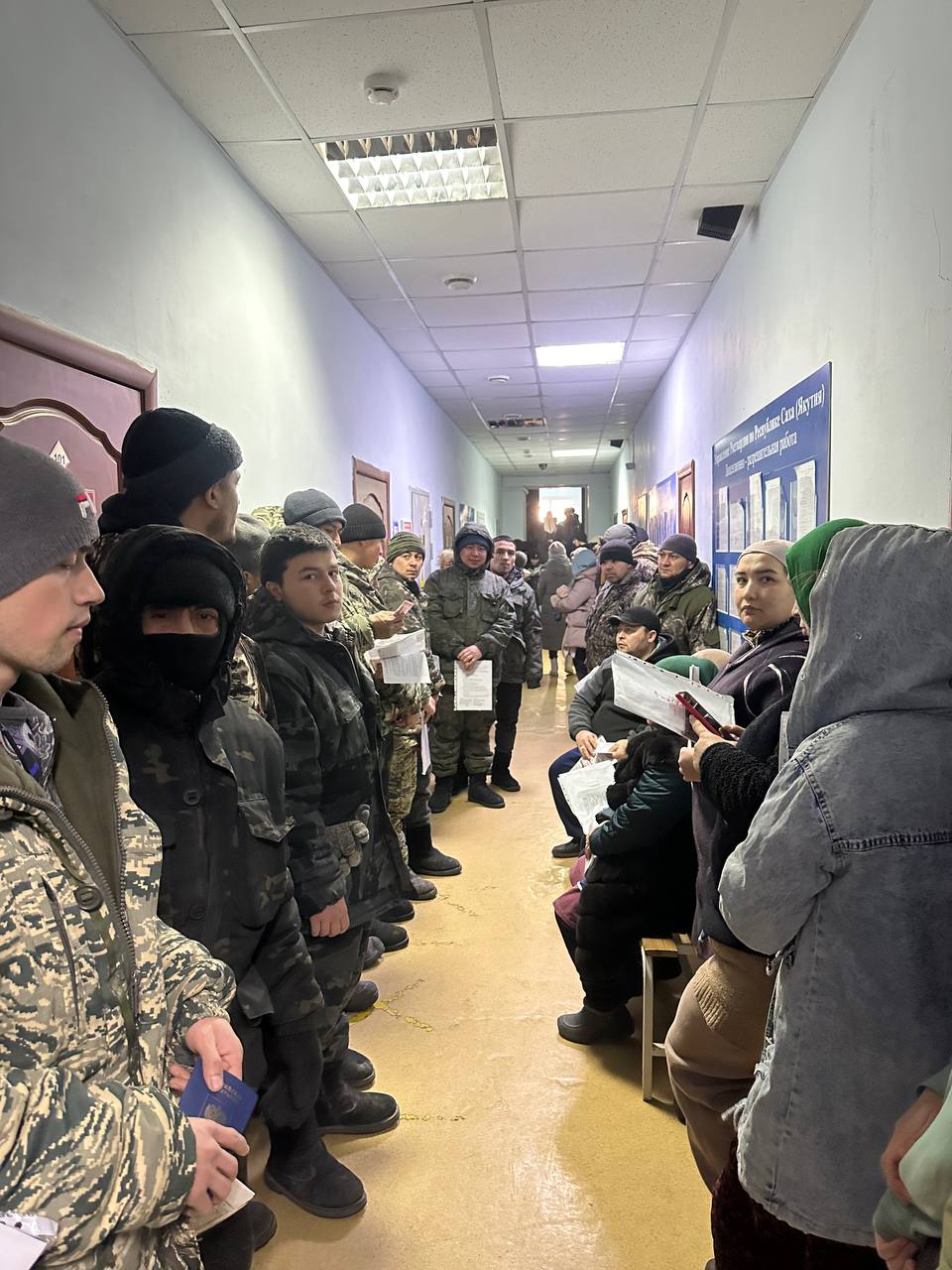 Полиция провела массовые проверки мигрантов в посёлке Нижний Бестях