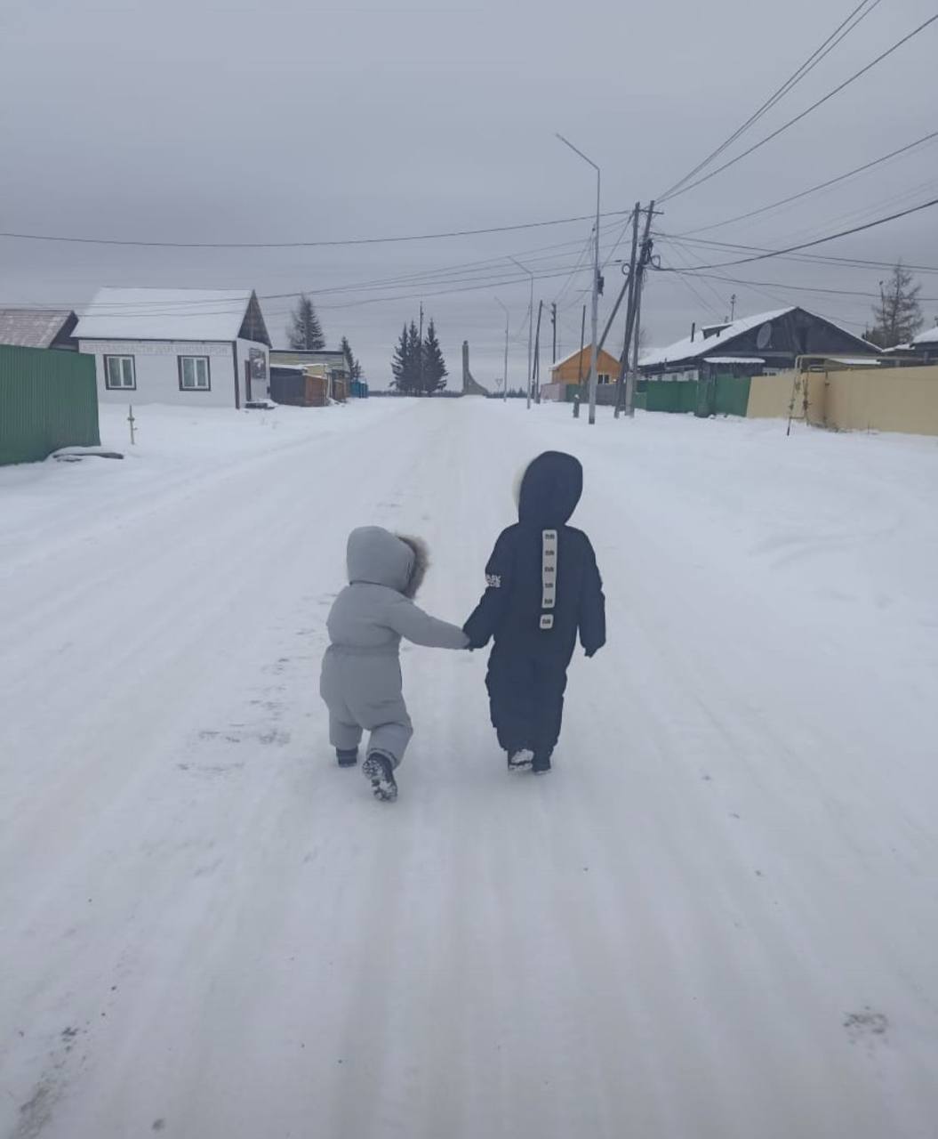 Сегодня Верхневилюйск прощается с маленькими детьми…